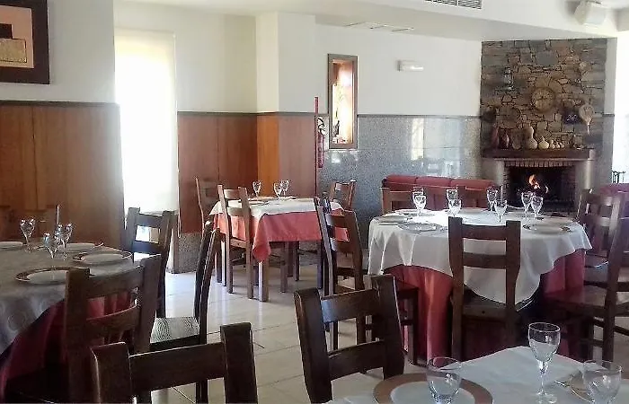 Rural Sra De Pereiras 3* Vimioso